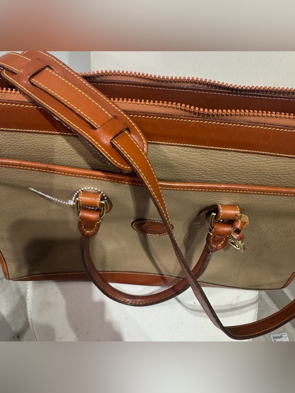 Vintage Dooney & Bourke Tan Leather Laptop Briefcase Work Bag - Picture 5 of 5